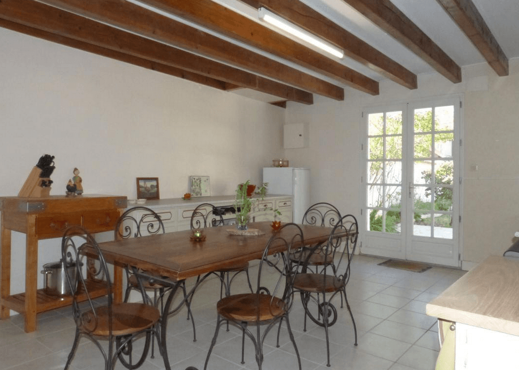 La cuisine du gîte Au bord de Sèvre (G 764) à Coulon