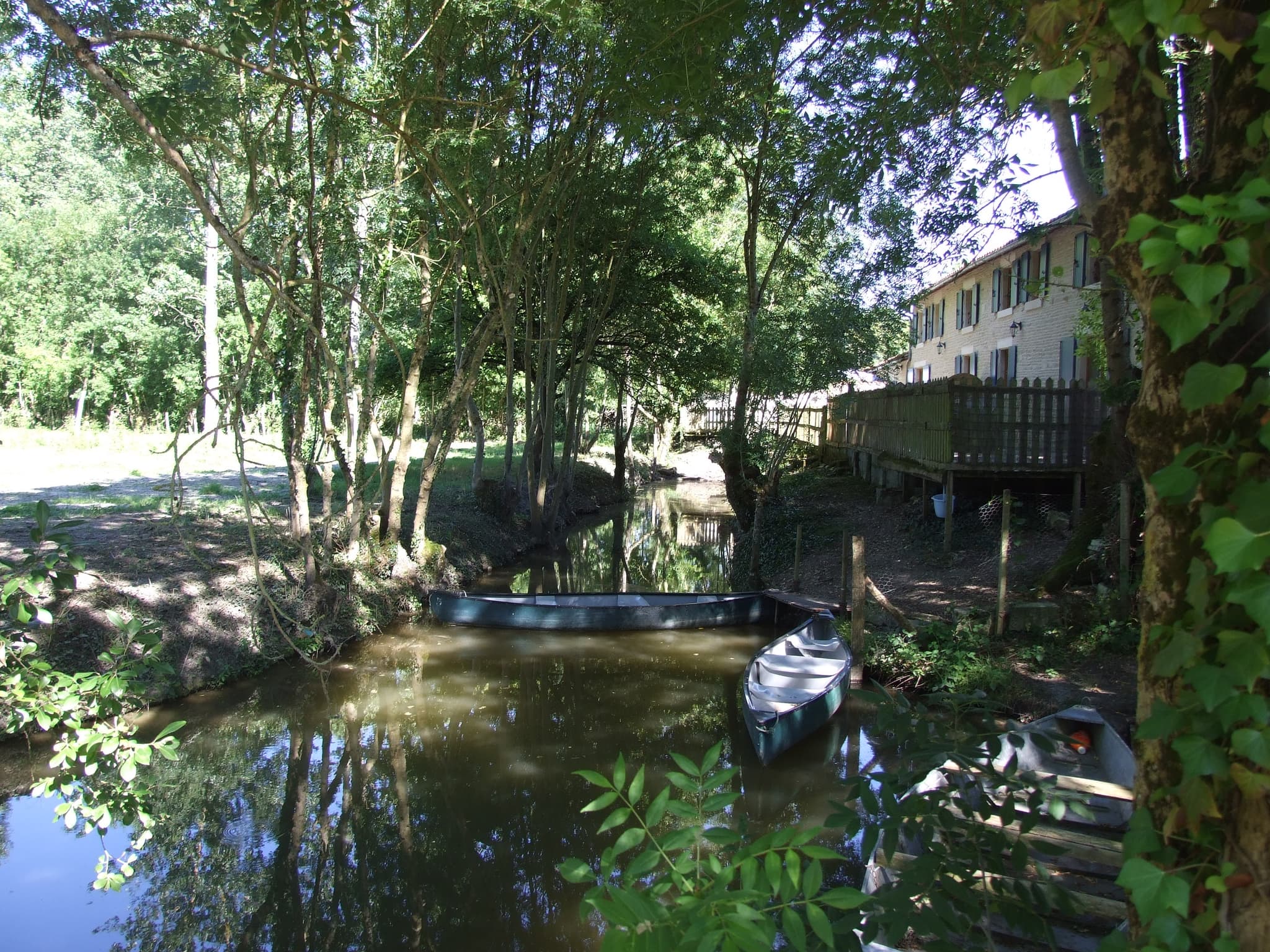 Le gîte en bord de conche