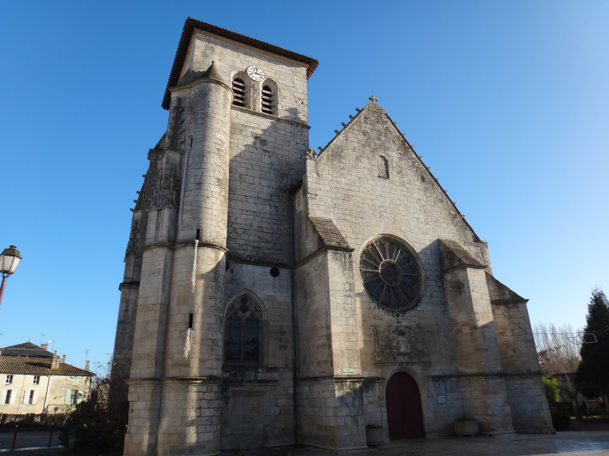 L'église Sainte-Catherine de Magné