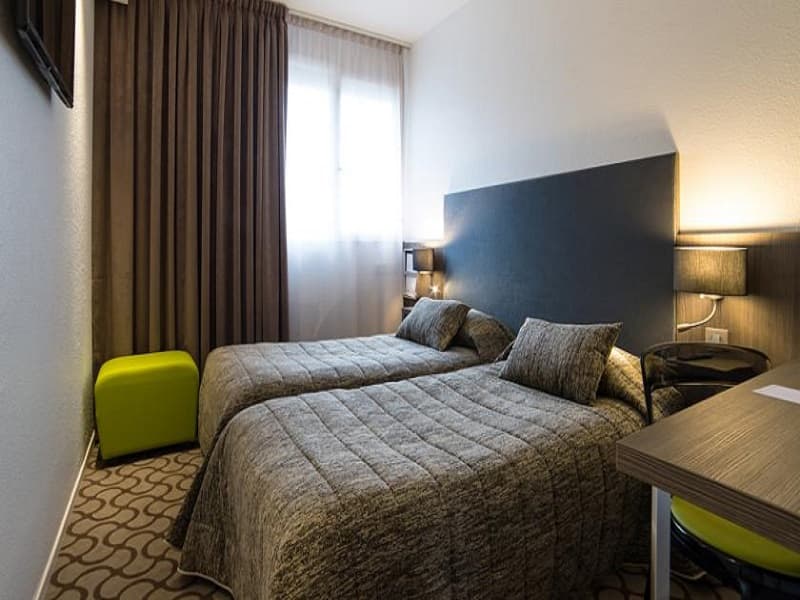 AGEN_STIM OTEL CHAMBRE