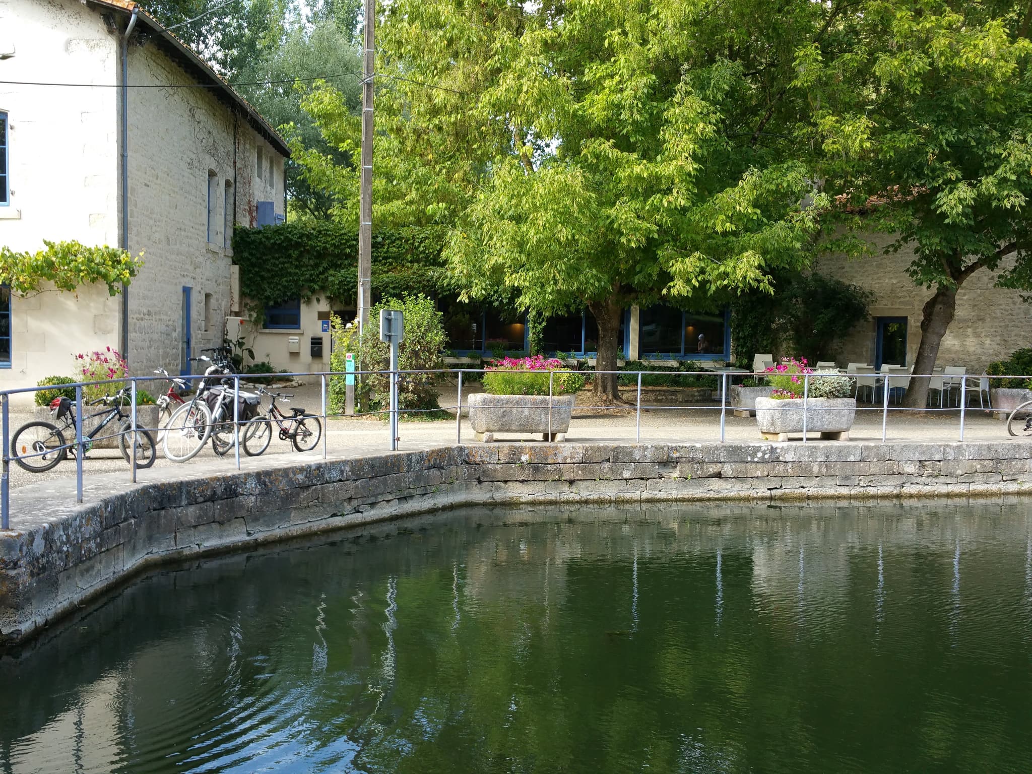 L'écluse de La Roussille à Niort
