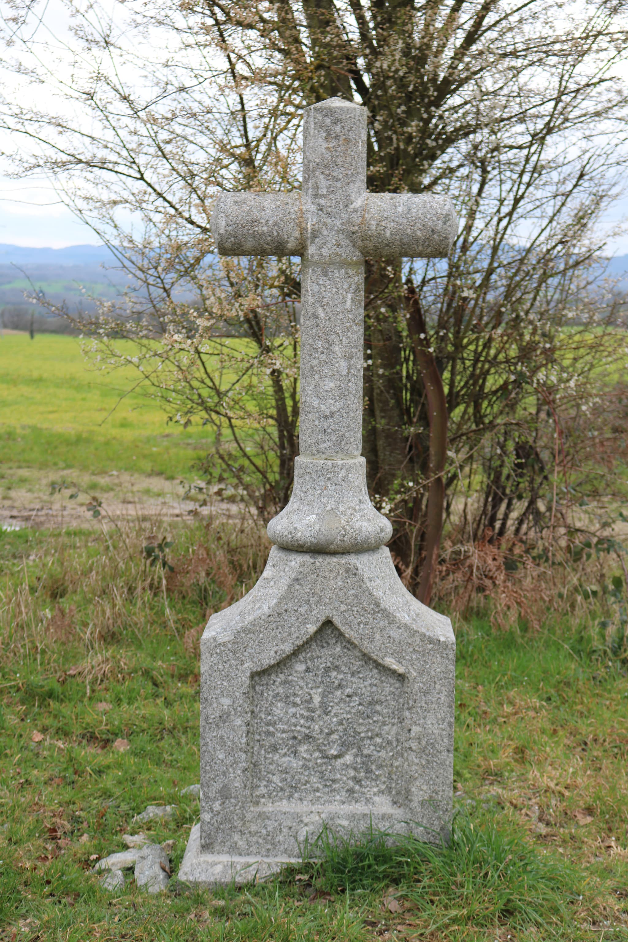 4 - croix des Noth