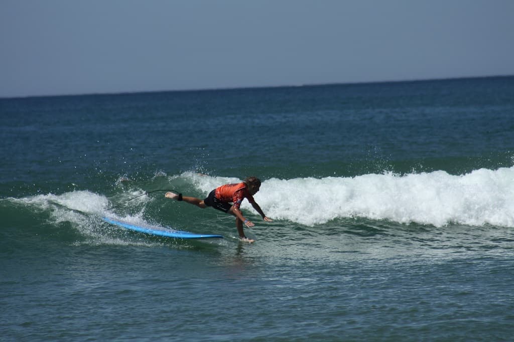 Surf univers-OTILAS