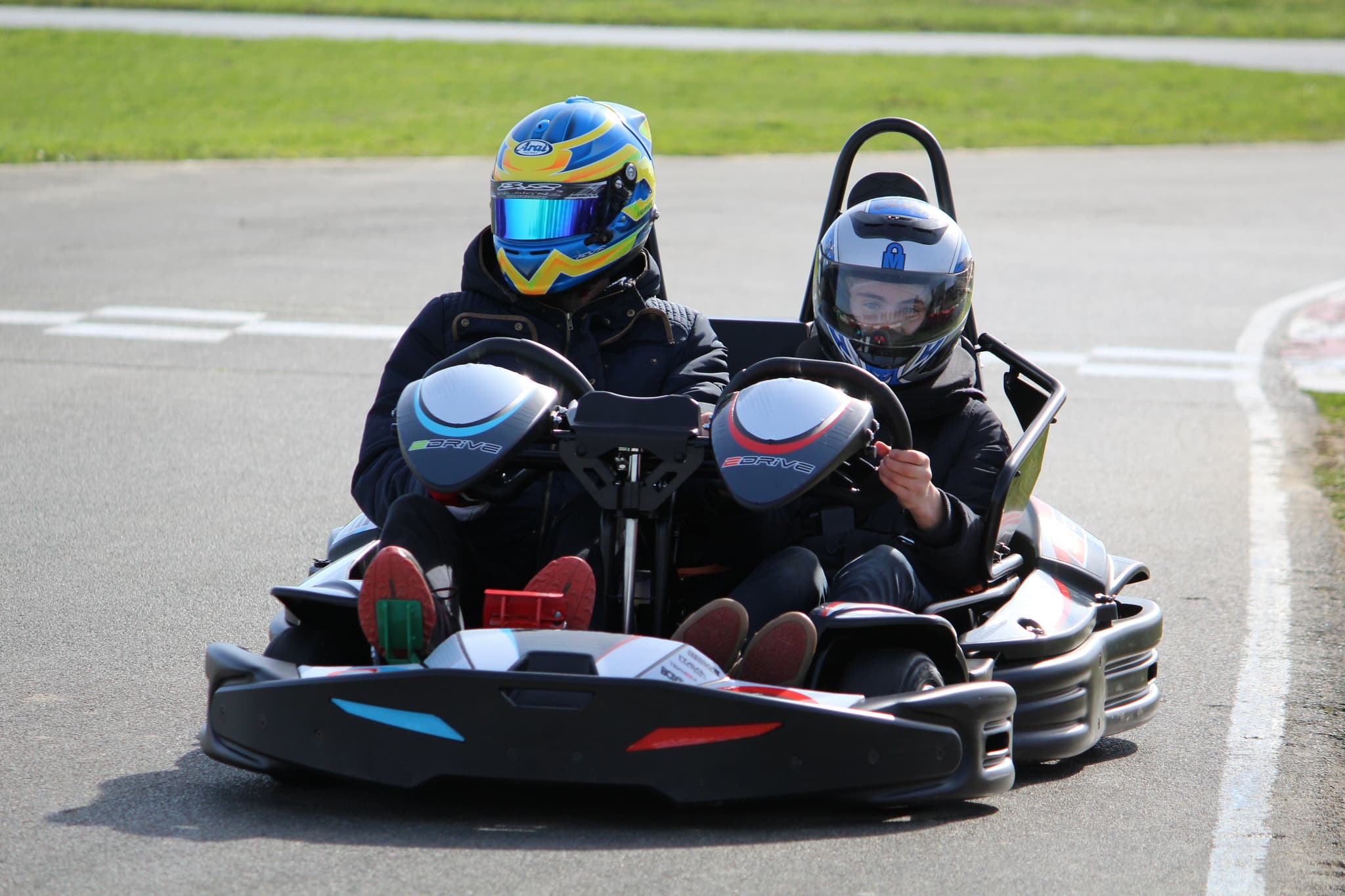 Kart sur la piste de 850 m.