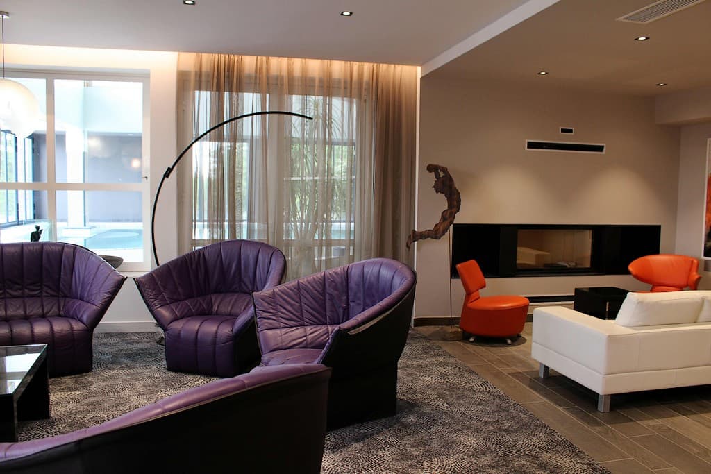 chambres-dhotes-MAISONTOUSSAINT-salon.jpg_10