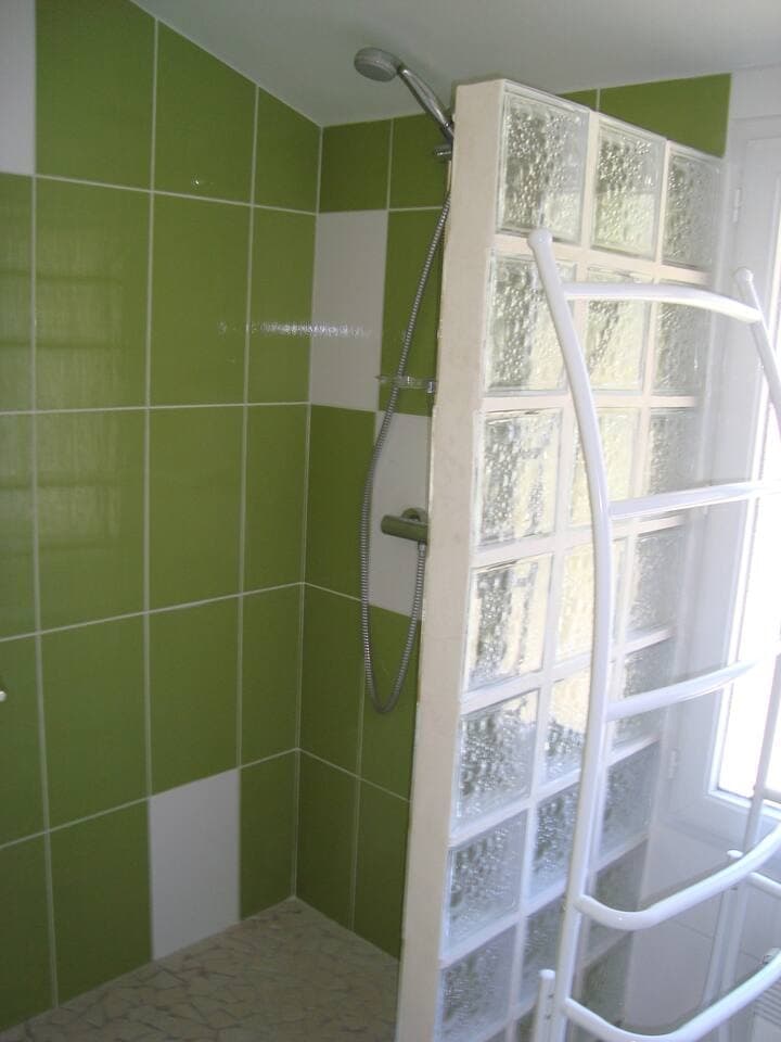 Salle de bains Le gîte du Moulin à Léon avec Gîtes de France Landes