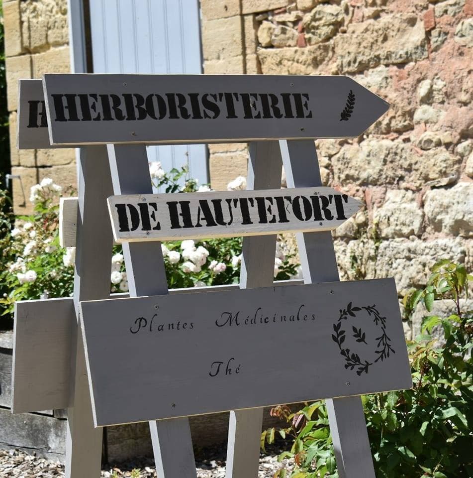 Herboristerie-de-Hautefort-3