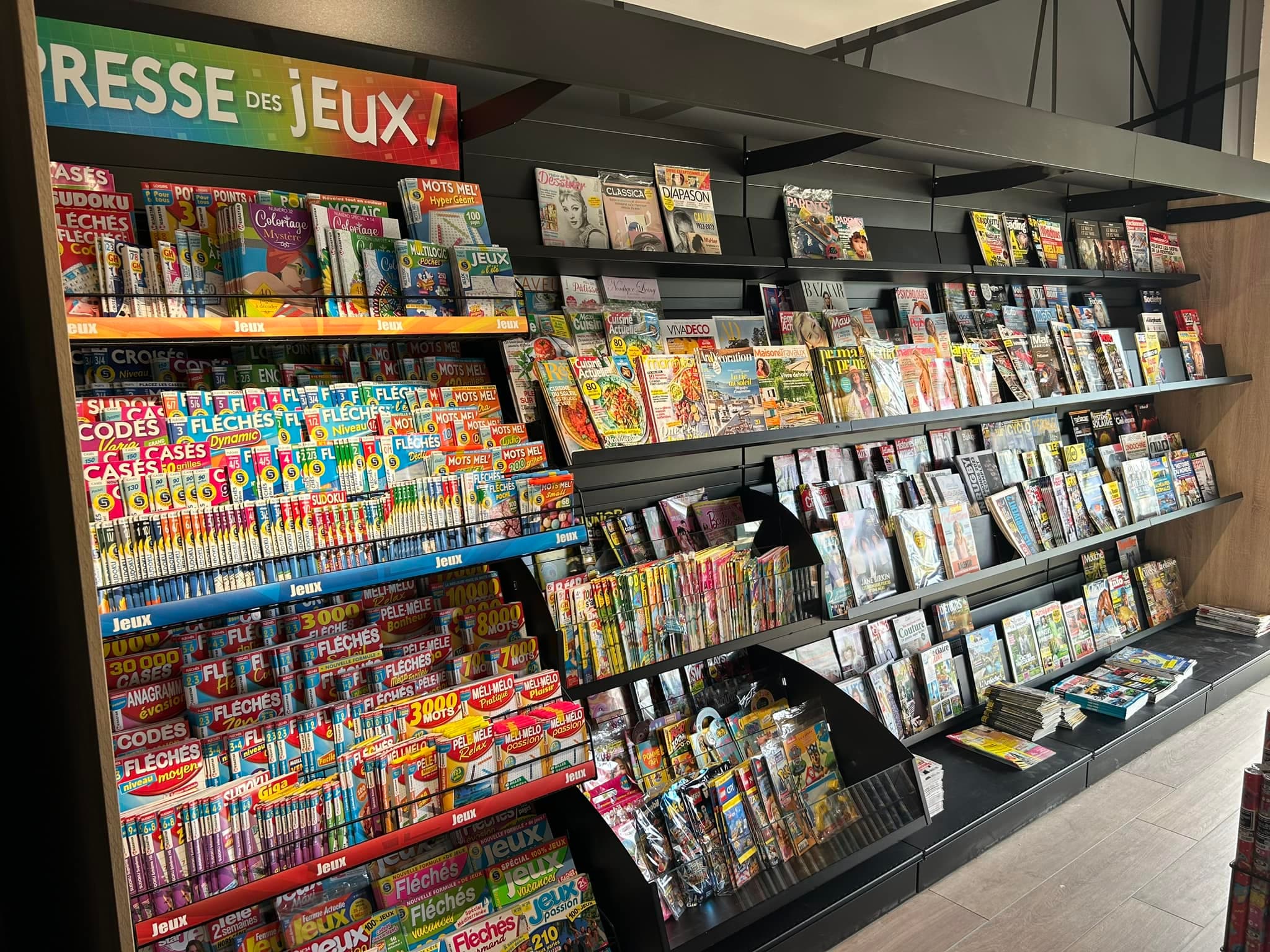 JUSI Presse & Bar