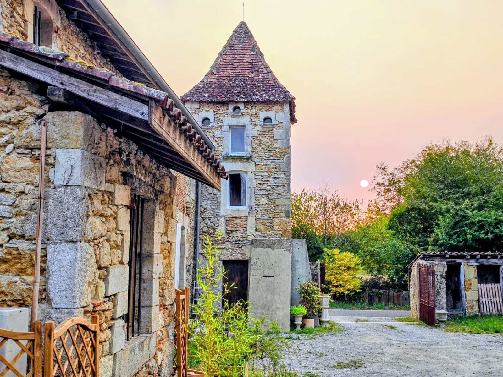 LE PIGEONNIER 2025 ©Campana