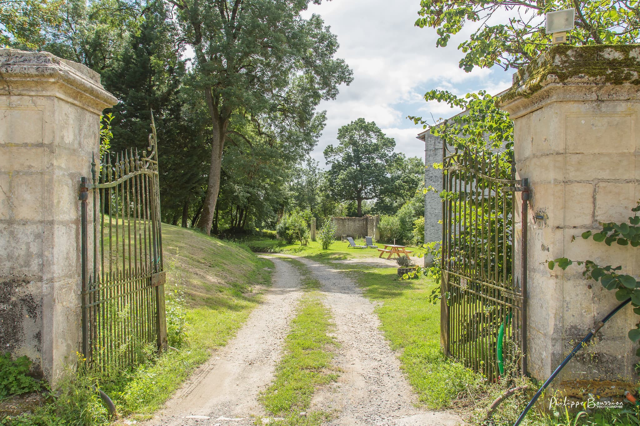 L'entrée du domaine
