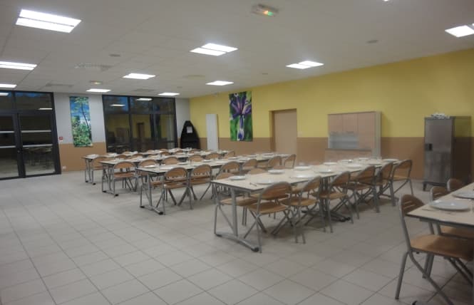Une salle de restauration