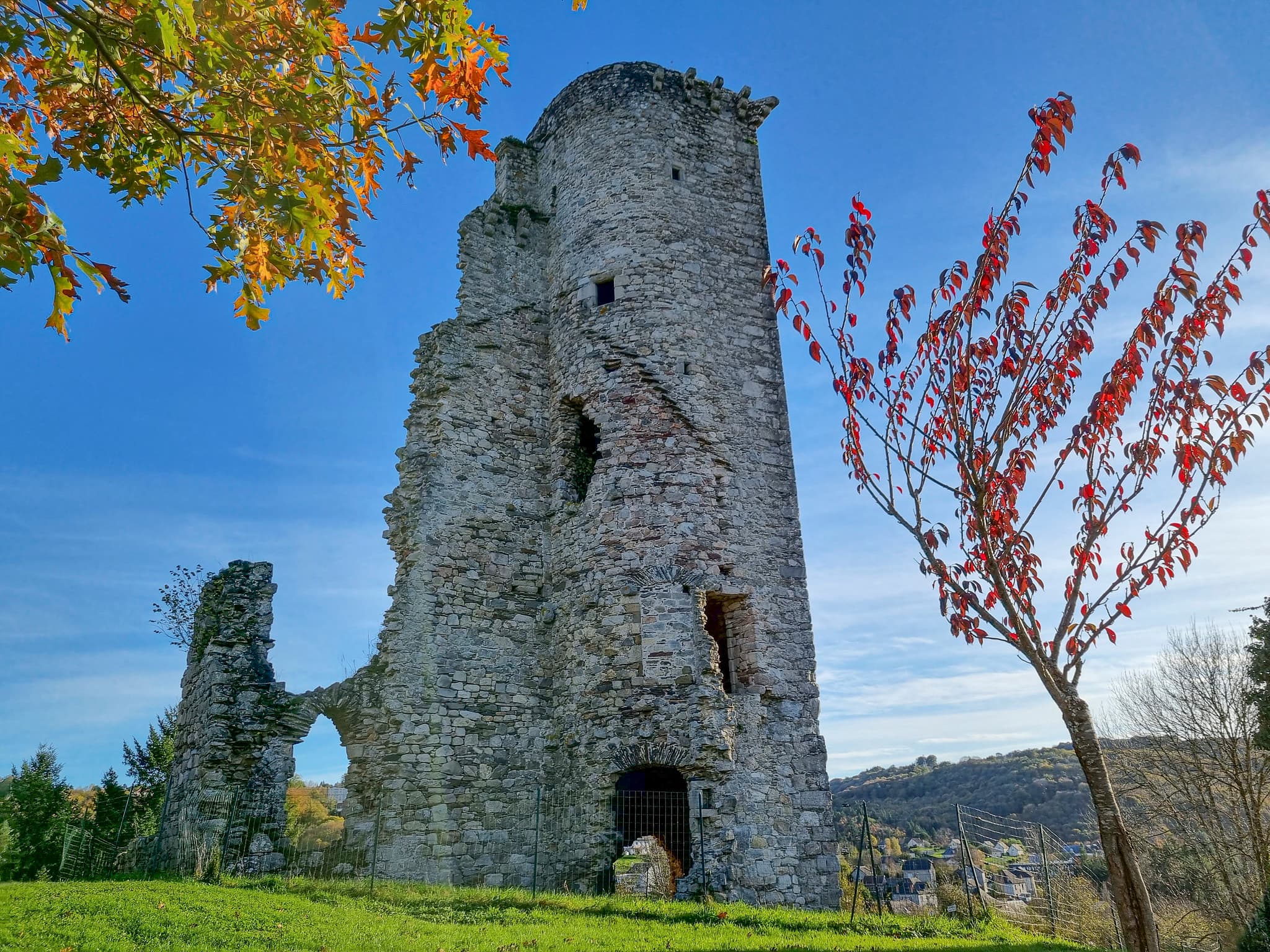 Ruines du château 2 - Cornil