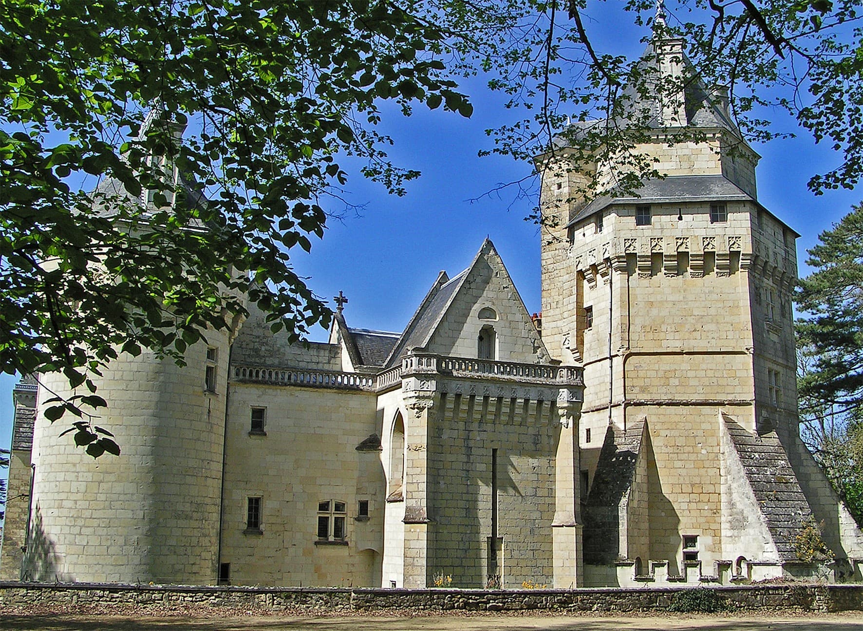 01_Château de Ternay