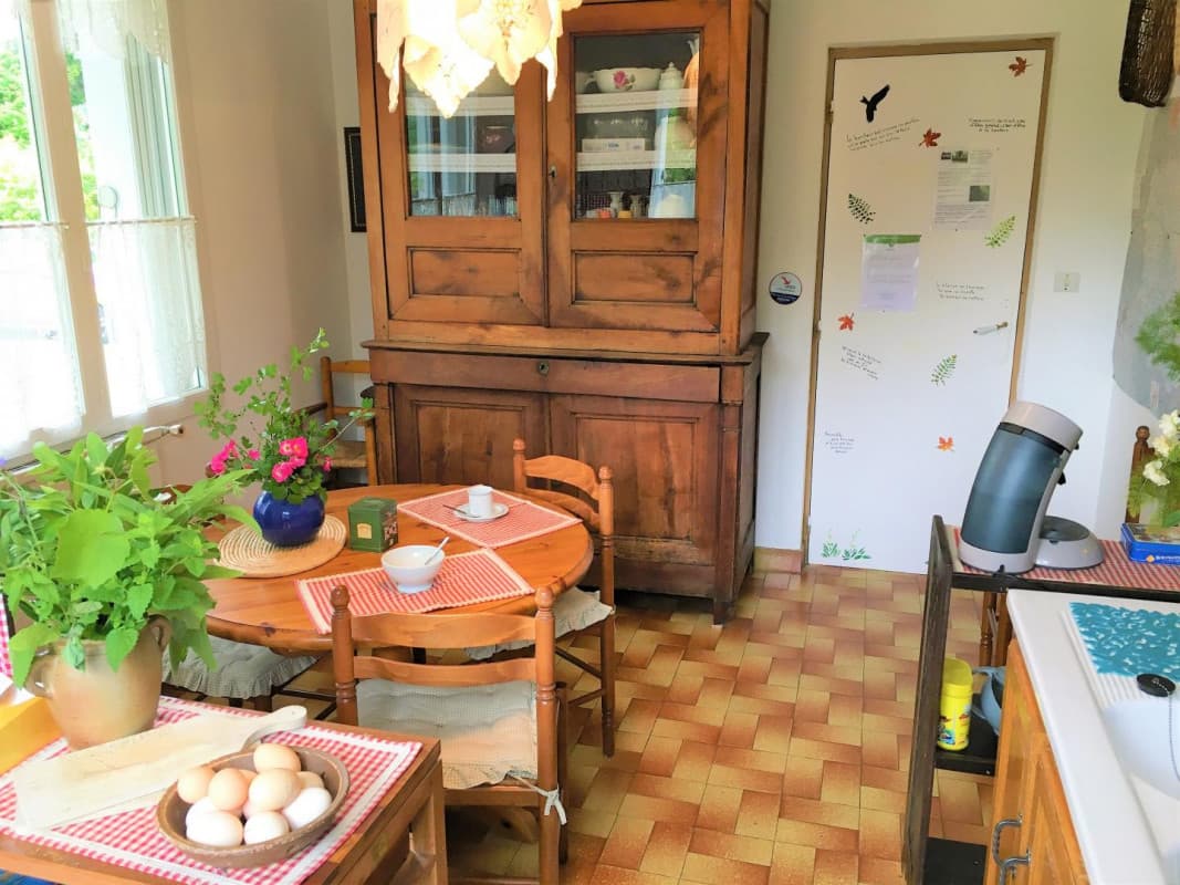 AU VIEUX CHÊNE AU CALME, AVEC ÉTANG DE PÊCHE