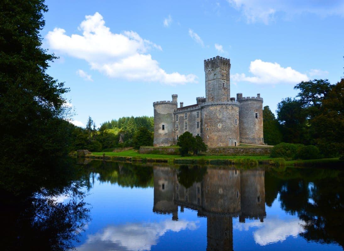 Château de Montbrun - Dournazac