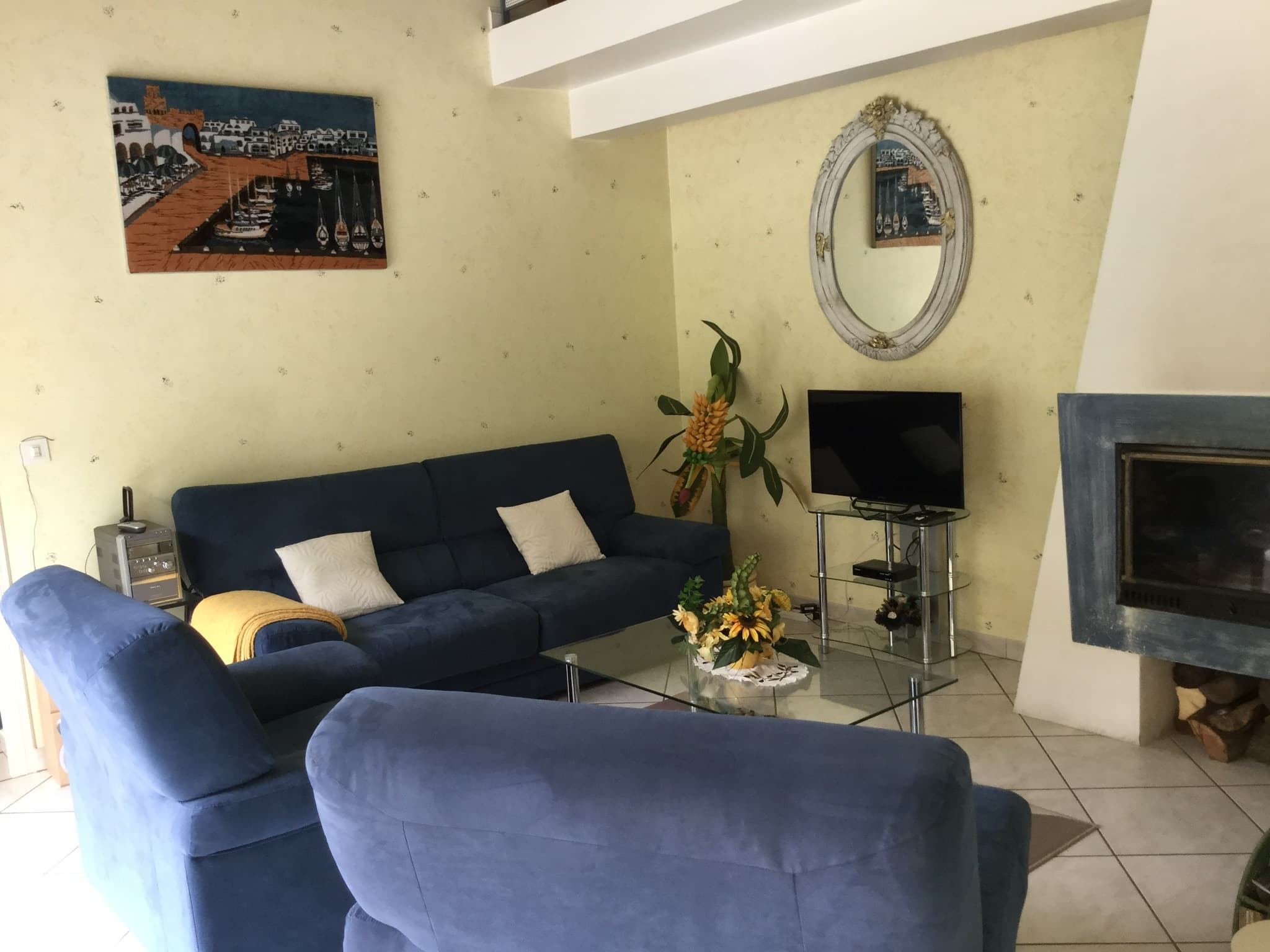 GiteBesombe_salon_5