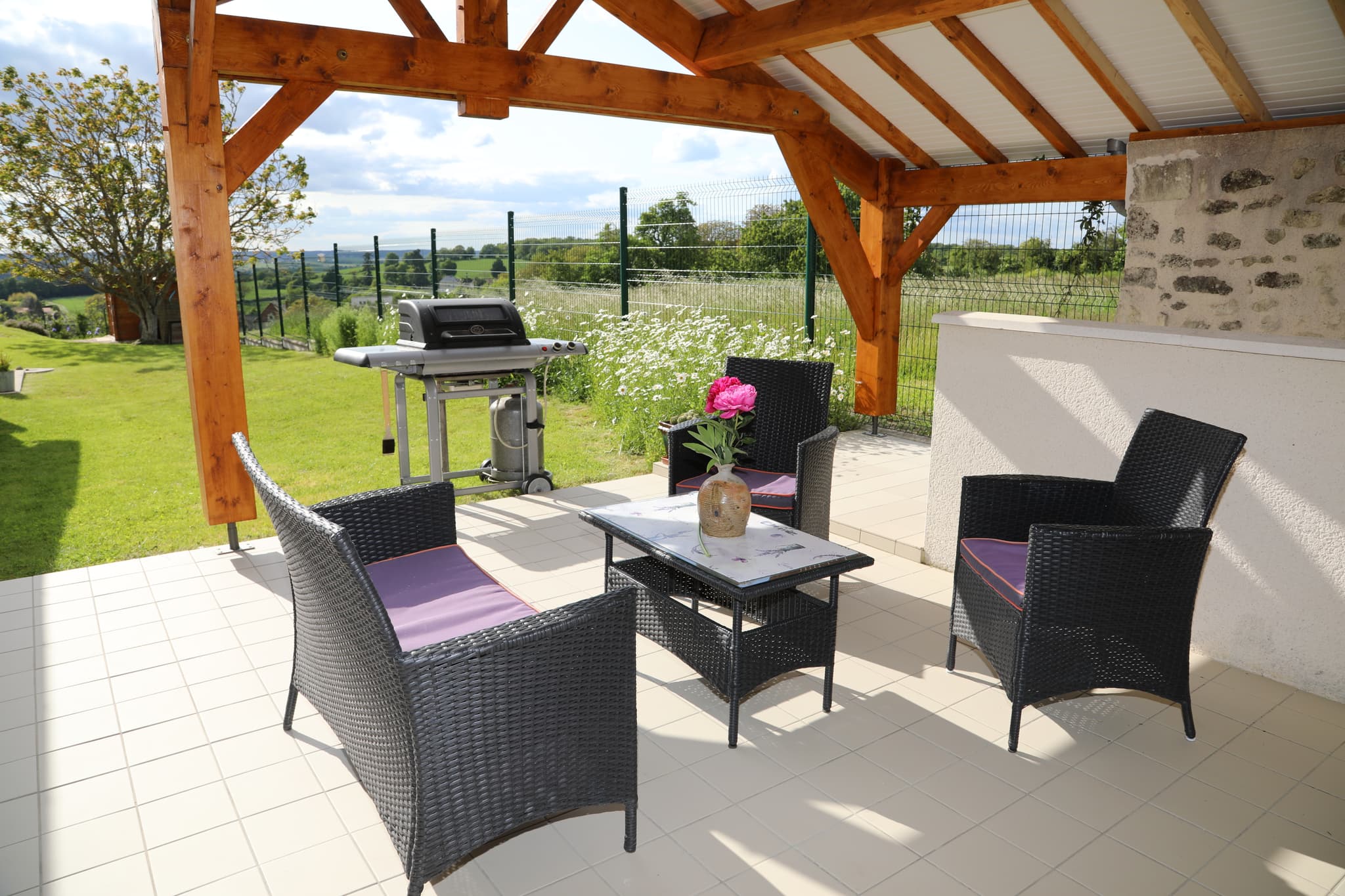 TERRASSE GITE MONTGOLFIERE