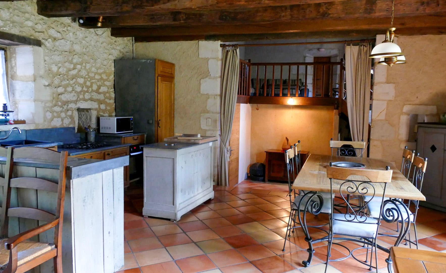 gite-les-rocailles-saint-martin-des-combes-tourisme