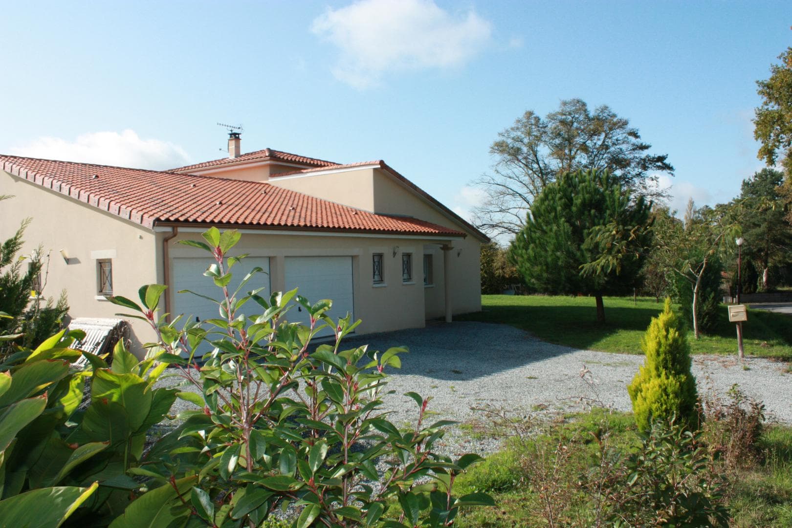 Gîte du pin parasol à Arnac la Poste en Haute-Vienne (Nouvelle Aquitaine)
Façade Nord-Est_34