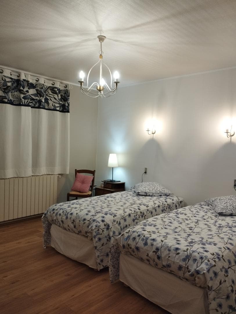 chambre 1. 2 lits de 90/200_16
