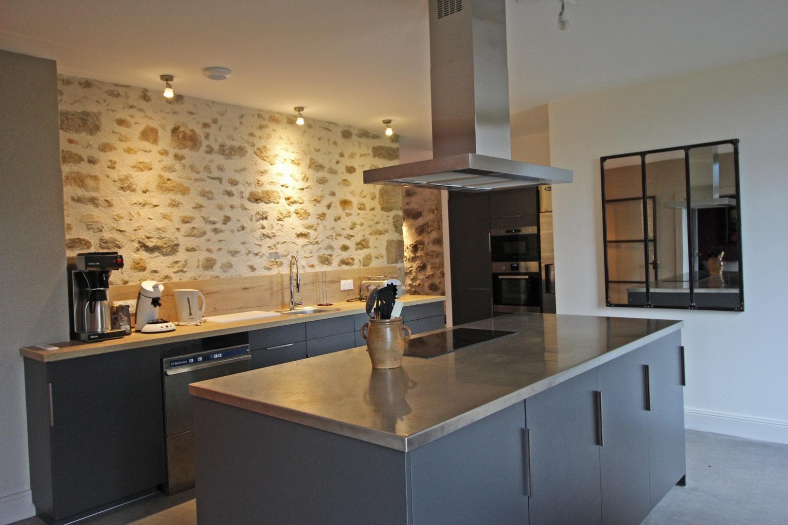 Gite du Presbytère de Thiat commune de Val-d'Oire-et-Gartempe, cuisine_7