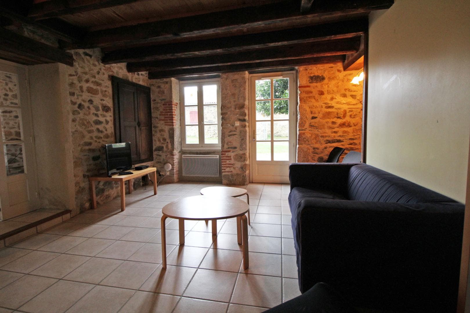 Gite "La Maison De Clémence" à Berneuil en Haute-Vienne (Limousin) - salon_8