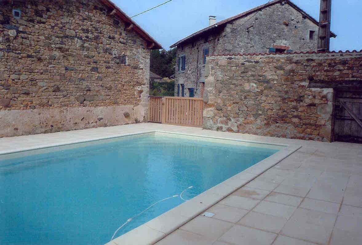 Gite "La Maison Du Vinaigrier" à Berneuil en Haute-Vienne (Limousin)_2