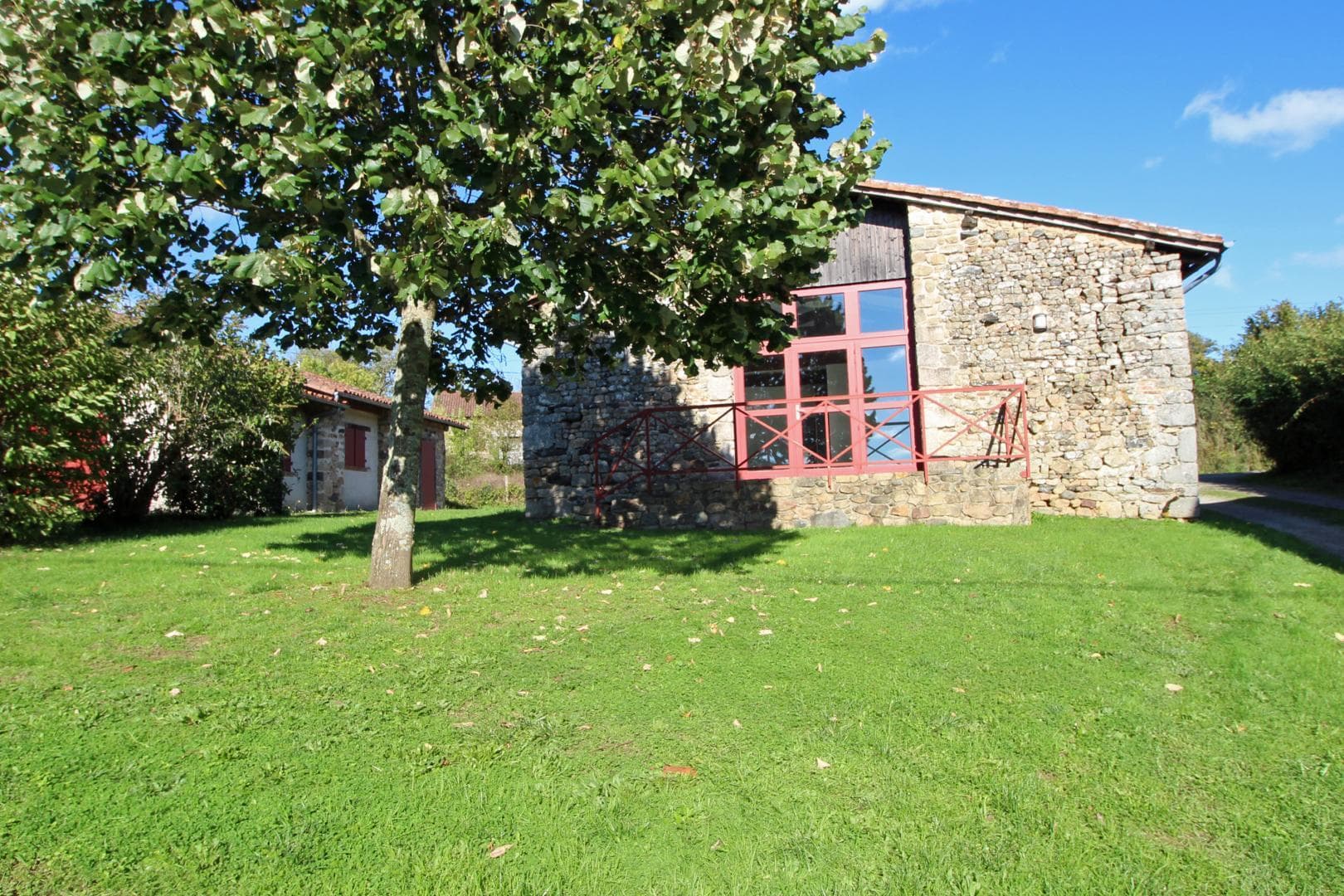 Maison des Roses à Virat, commune de Berneuil en Haute-Vienne, salle commune hameau de Virat_13