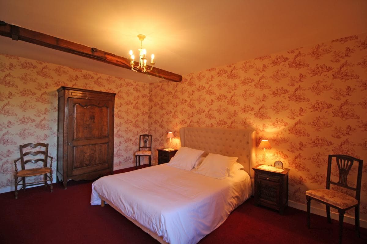 La chambre Toile de Jouy - Ferme de Rouffignac à Blanzac en Haute-Vienne_18