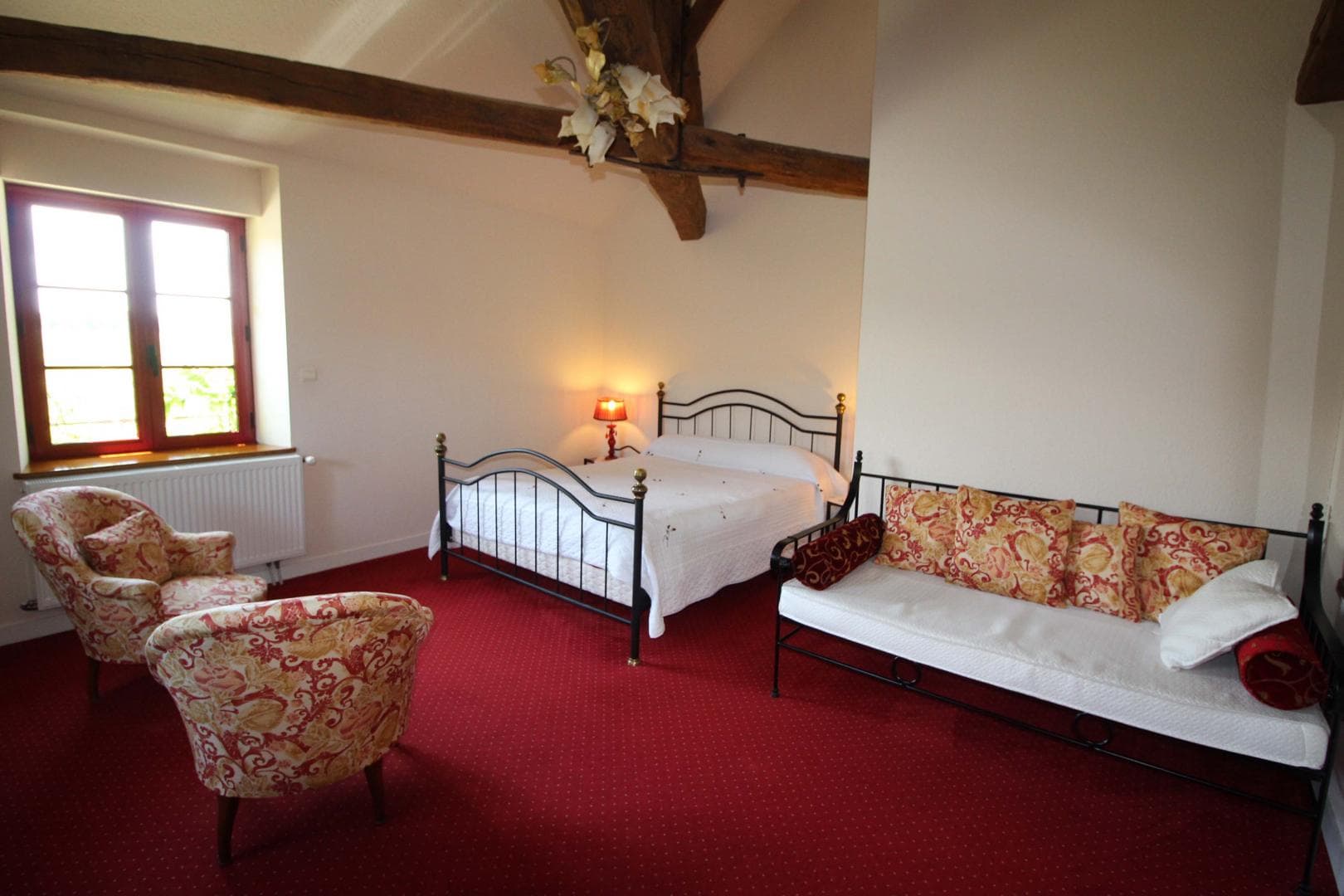 La chambre Eglantines - Ferme de Rouffignac à Blanzac en Haute-Vienne_29
