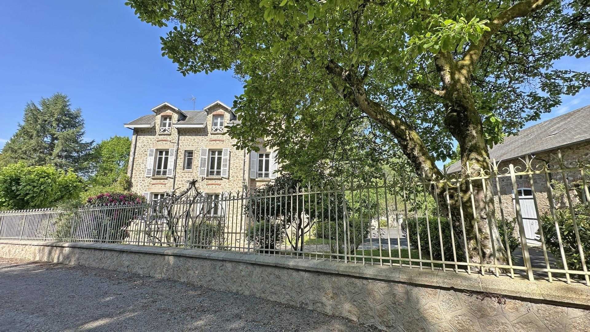 Gîte 'Les Hirondelles' à Compreignac en Haute-Vienne (Nouvelle Aquitaine)_26