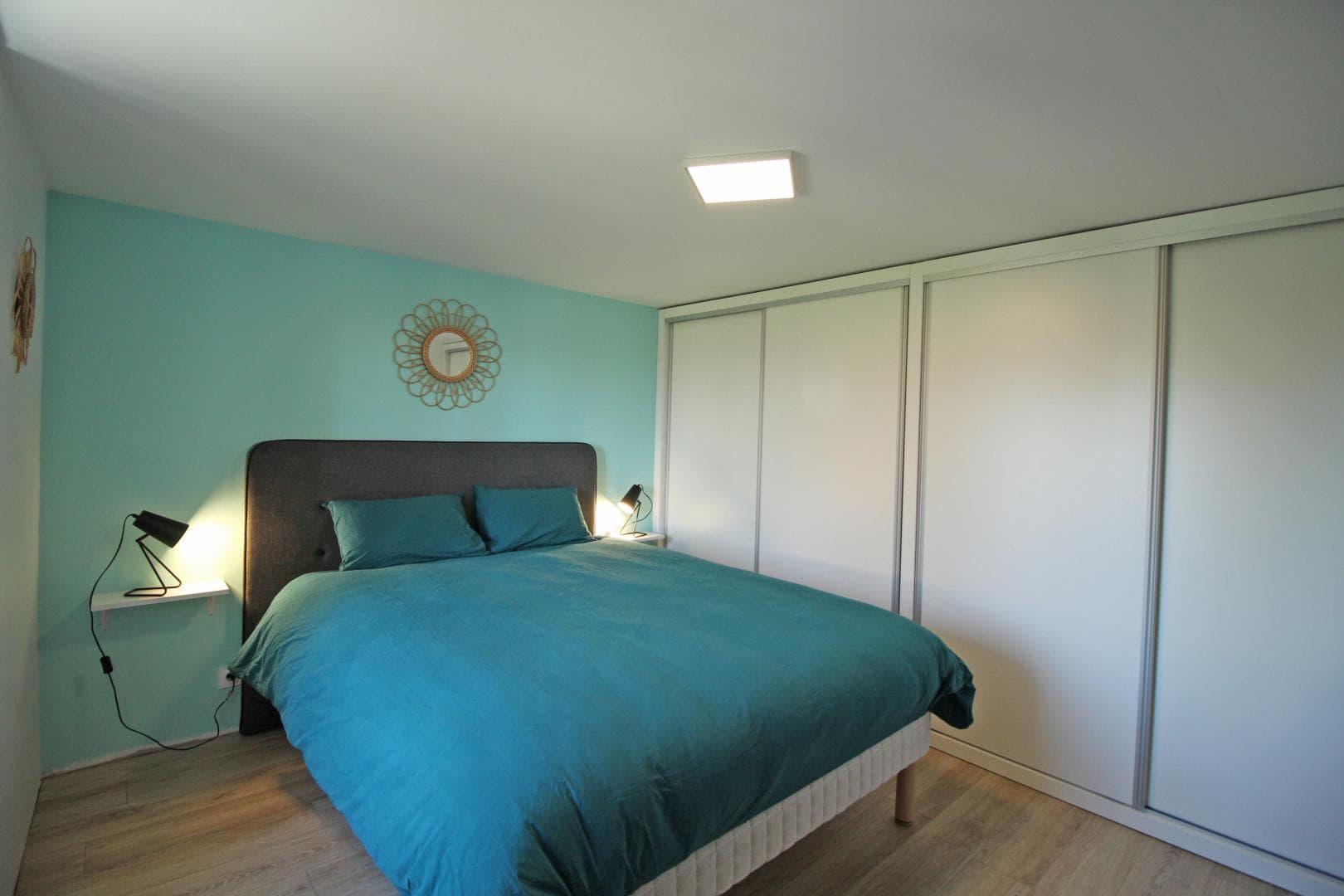 Chez Marie-Louise, gîte à Fromental en Haute-Vienne (Nouvelle Aquitaine)- salle d'eau au rez-de-chaussée_26