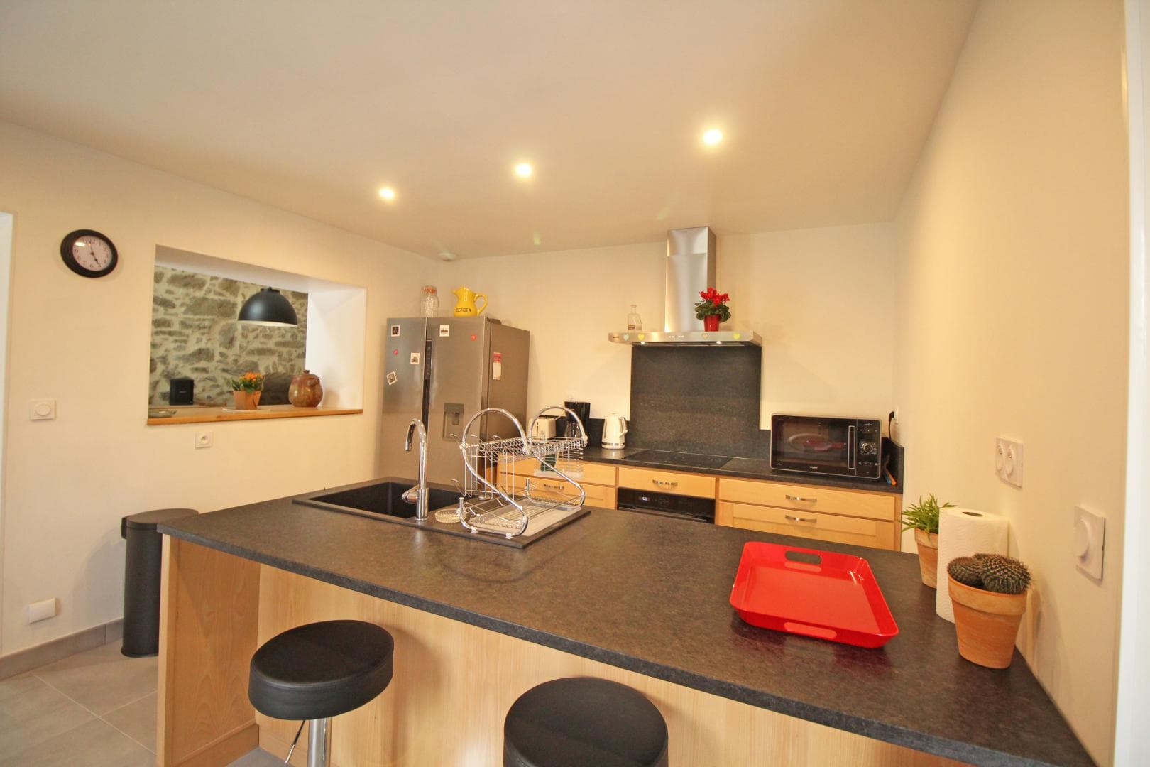 Chez Marie-Louise, gîte à Fromental en Haute-Vienne (Nouvelle Aquitaine)- cuisine_10
