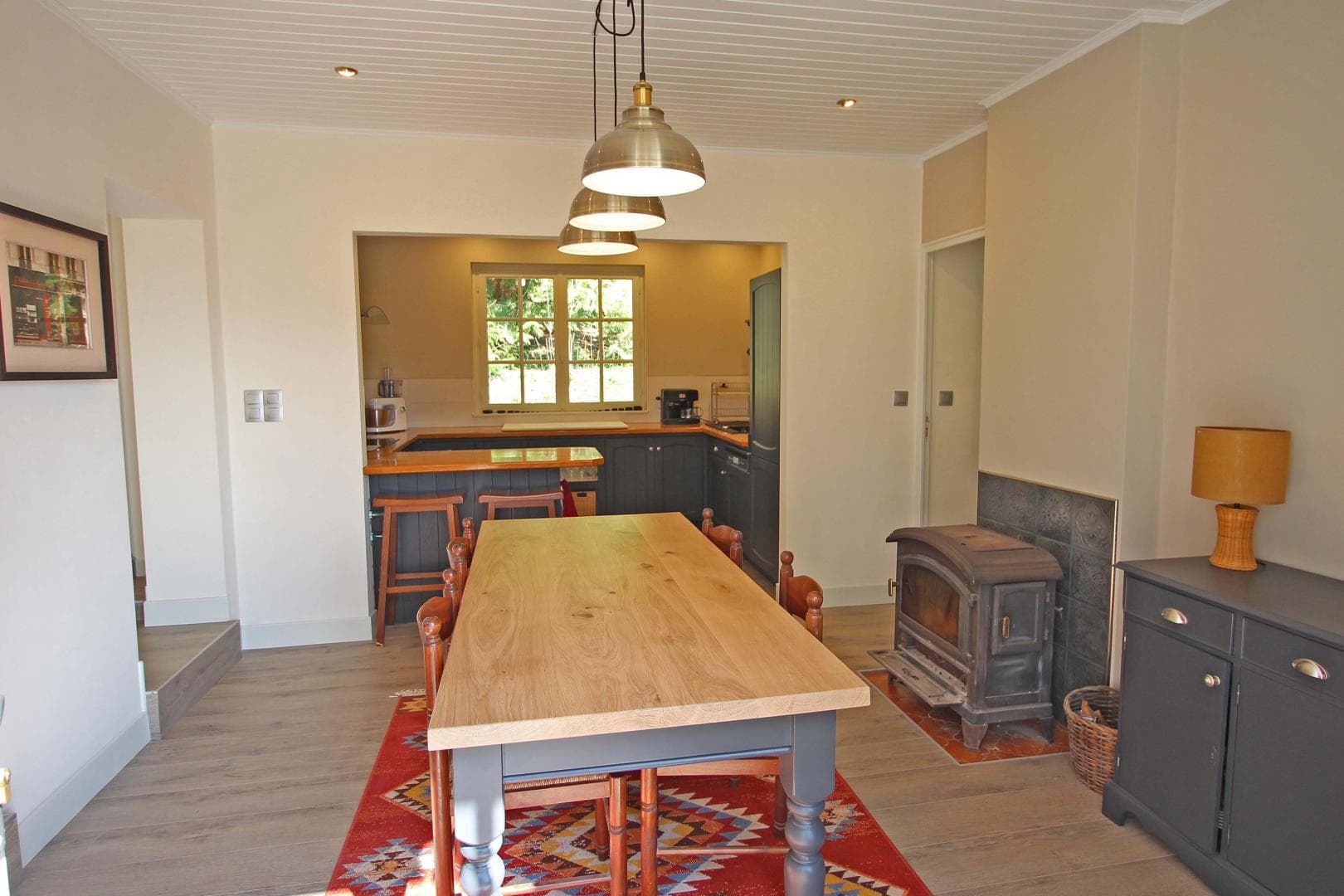 Gite Le Clos des Chênes à La Combe sur la commune de Thouron en Haute-Vienne (Nouvelle-Aquitaine) - espace repas_10