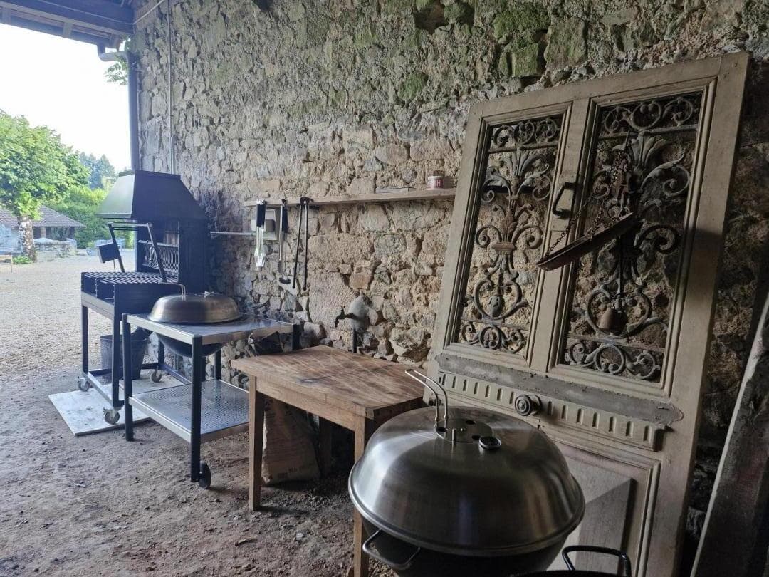 Les Granges du Tais à Ambazac en Haute-Vienne (Nouvelle Aquitaine) -Espace BBQ_63