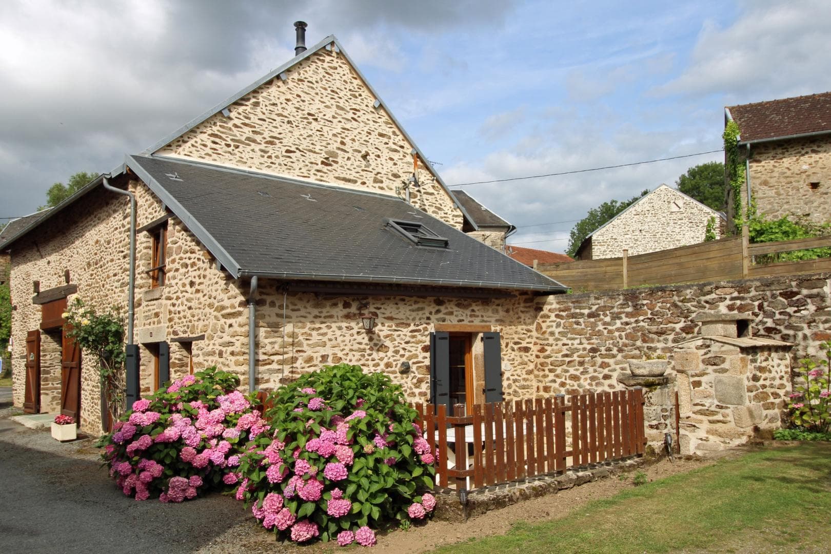 Gite "La Chaize" à Bersac Sur Rivalier en Haute-Vienne (Limousin en Nouvelle Aquitaine))_2