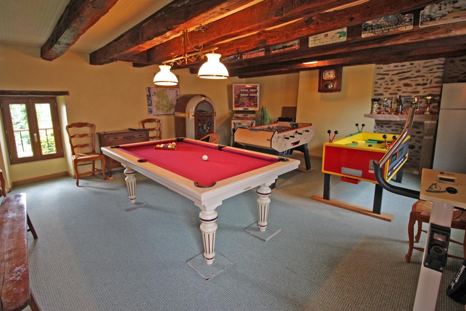 Gite "La Chaize" à Bersac Sur Rivalier en Haute-Vienne (Limousin en Nouvelle Aquitaine) - salle de jeux 1er étage annexe_12