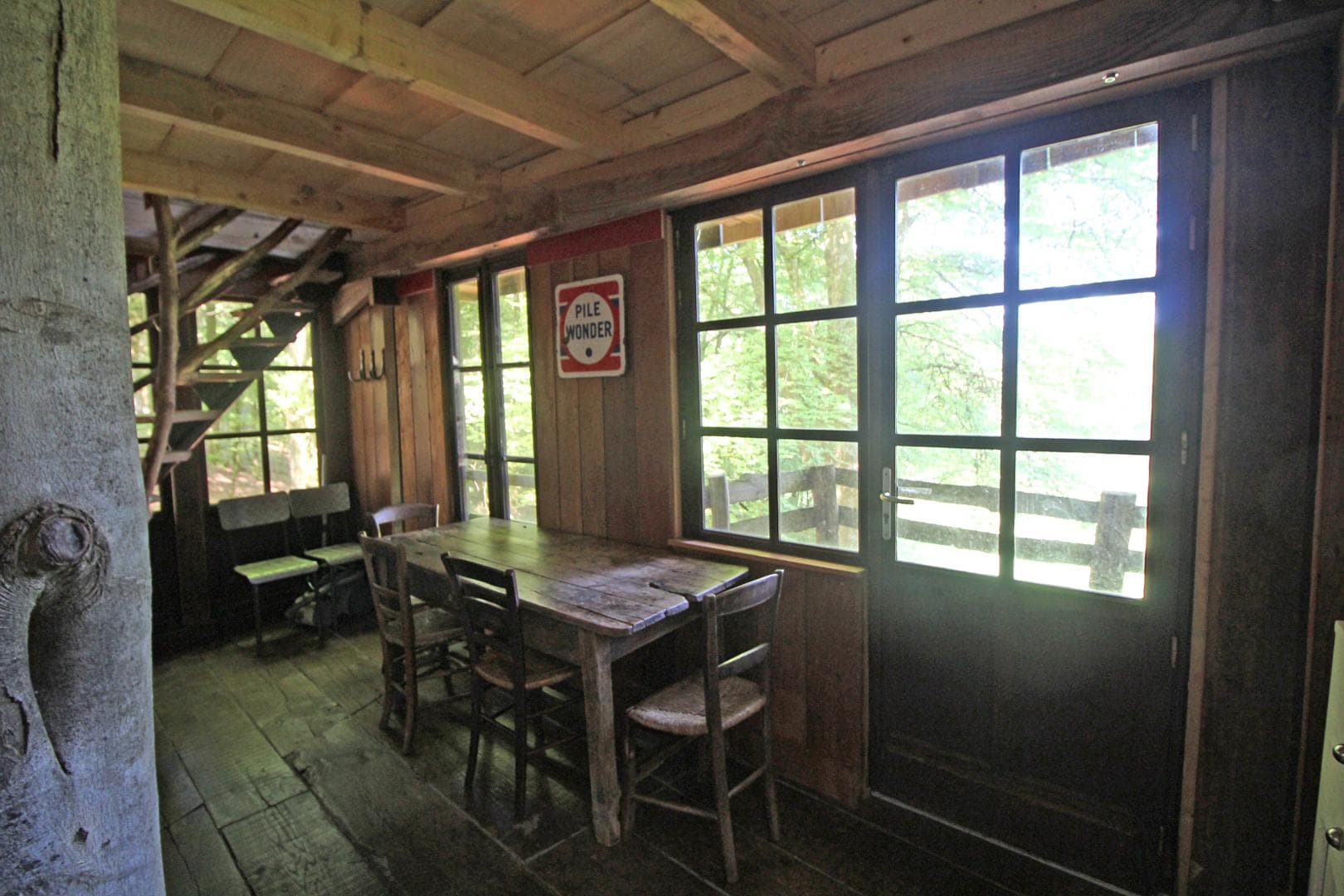 Cabane du "Vieux Huraud" à Saint Sylvestre en Haute-Vienne (Nouvelle Aquitaine) - grande cabane_10