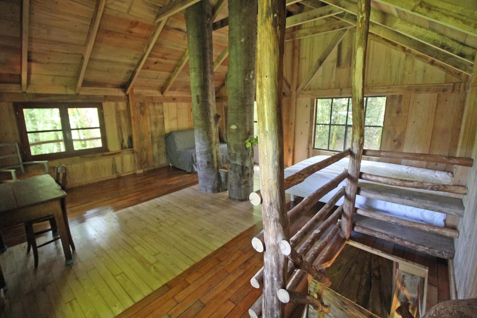 Cabane du "Vieux Huraud" à Saint Sylvestre en Haute-Vienne (Nouvelle Aquitaine) - grande cabane_12
