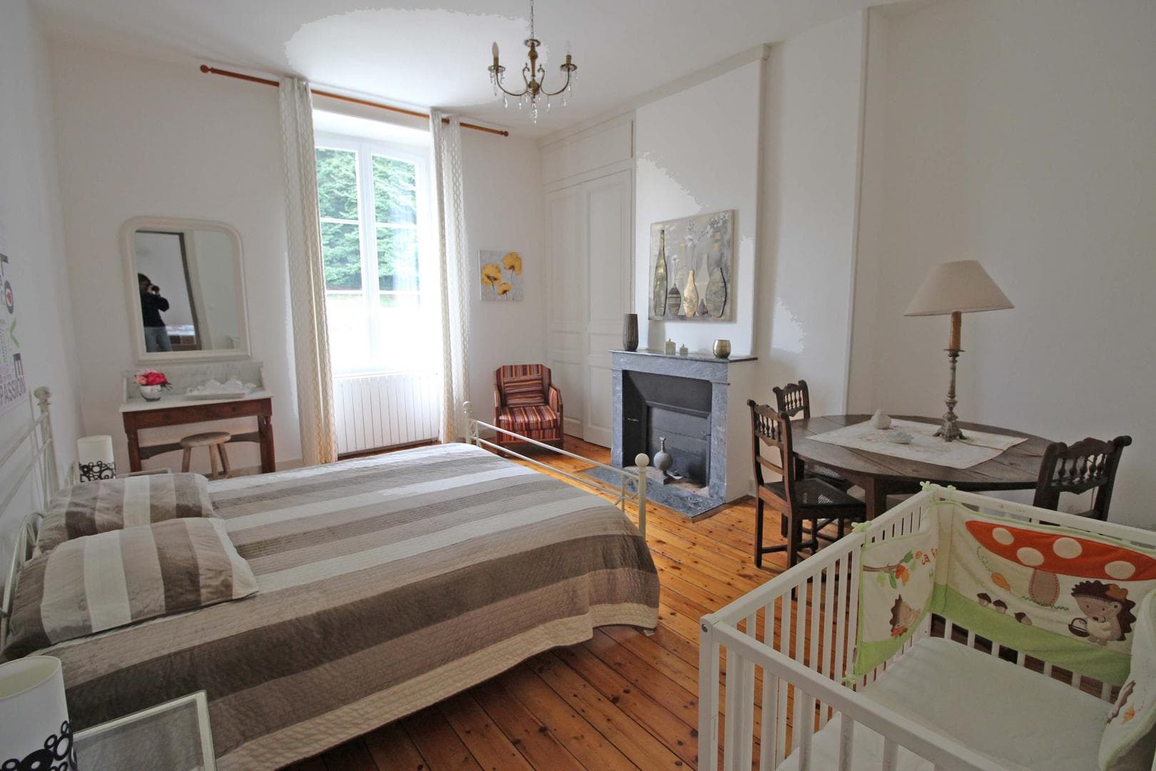 Gite "Brenac Jeune" à Eymoutiers en Haute-Vienne (Nouvelle Aquitaine) - chambre 1er étage Le Chevreuil_26