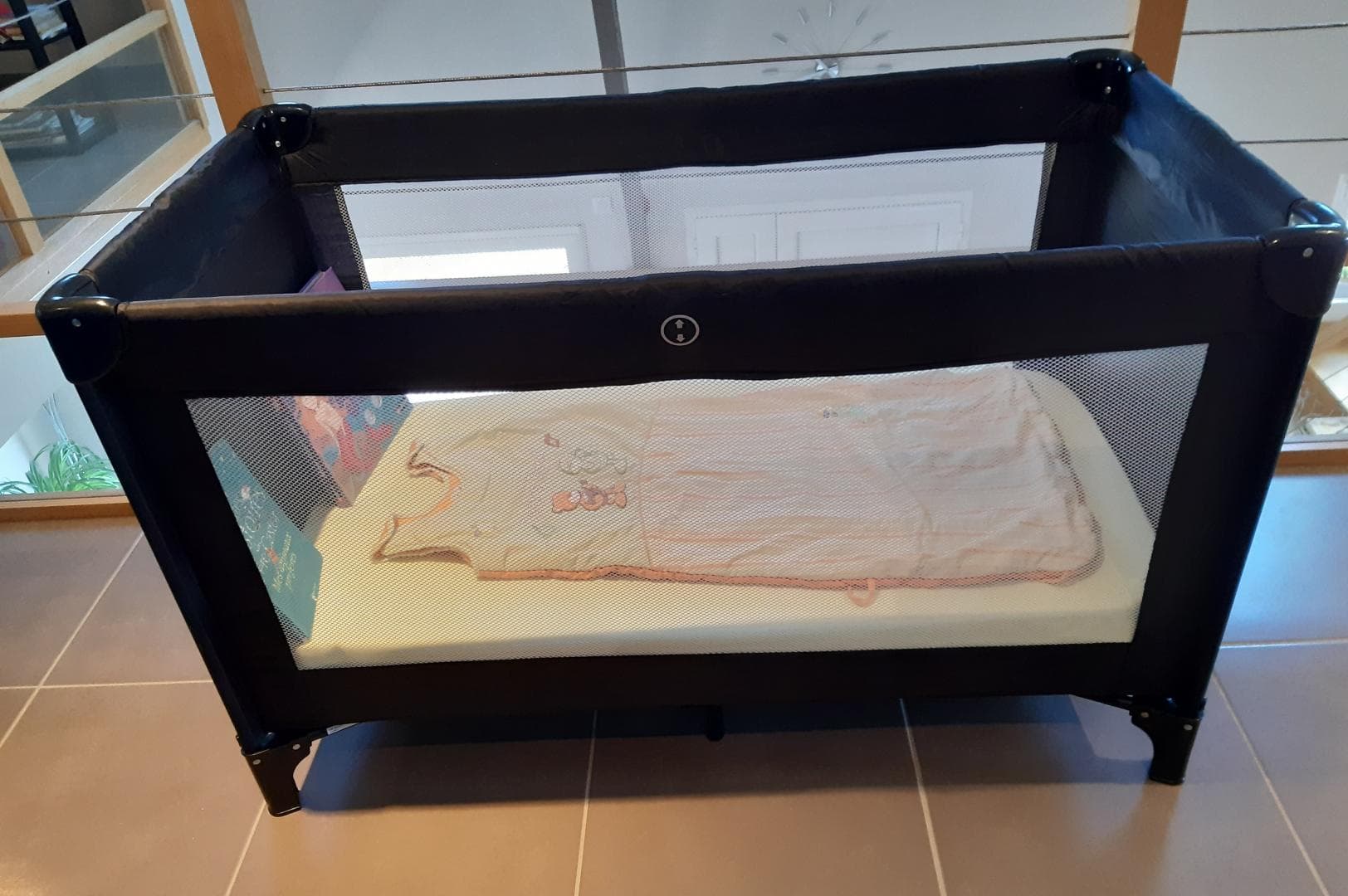 Le gîte à la campagne à Chassagnas sur la commune de La Croisille Sur Briance en Haute-Vienne - le lit de bébé_19