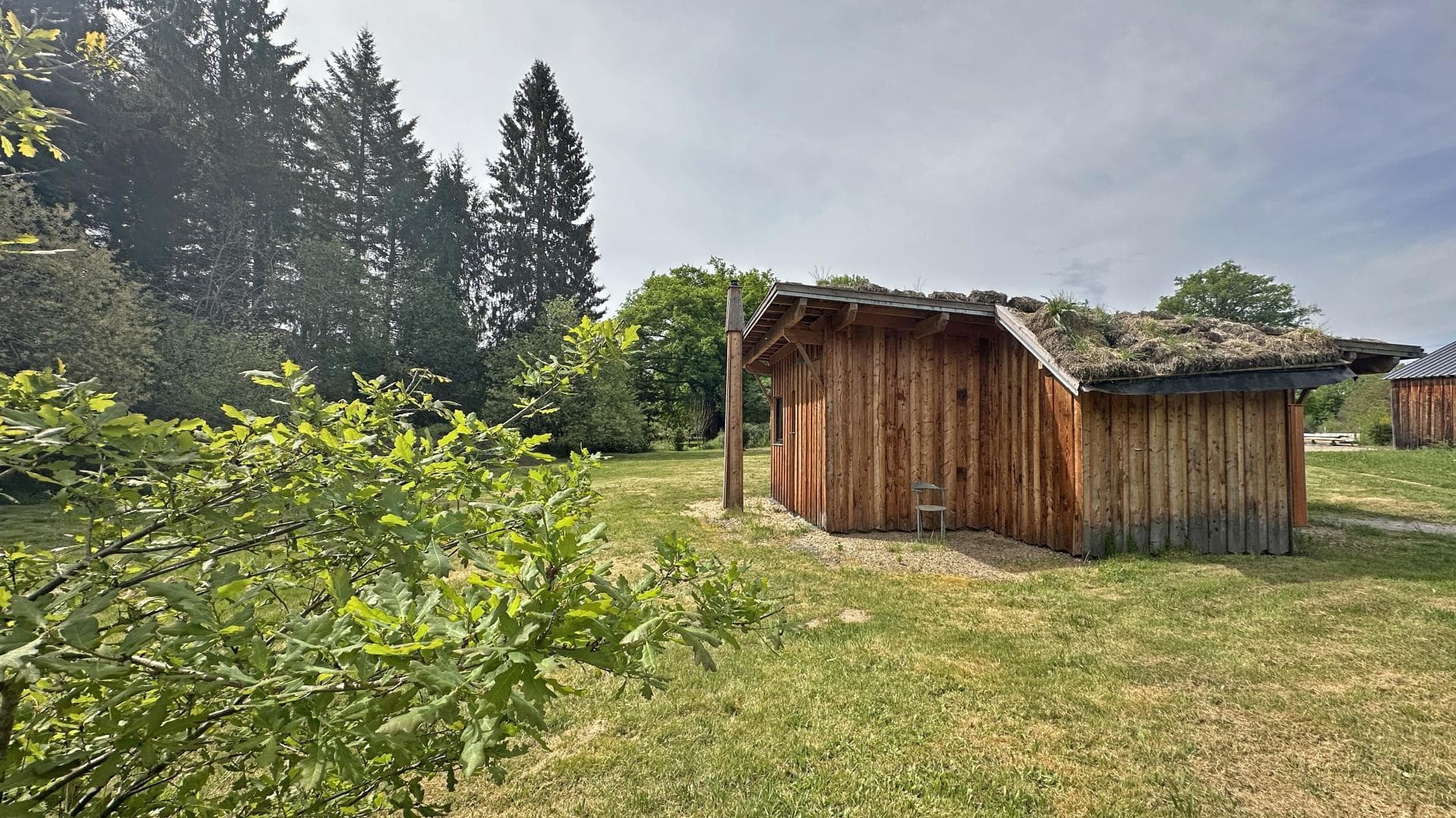 La cabane de la mésange à Peyrat le Château en Haute-Vienne (Nouvelle Aquitaine)_23
