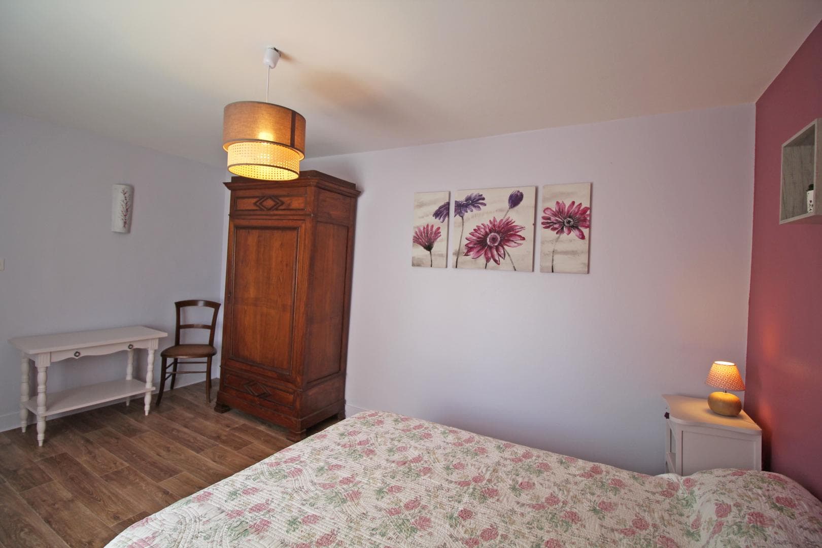 Gîte des Dâmes à Saint Léonard de Noblat en Haute-Vienne (Nouvelle Aquitaine) - chambre étage_31