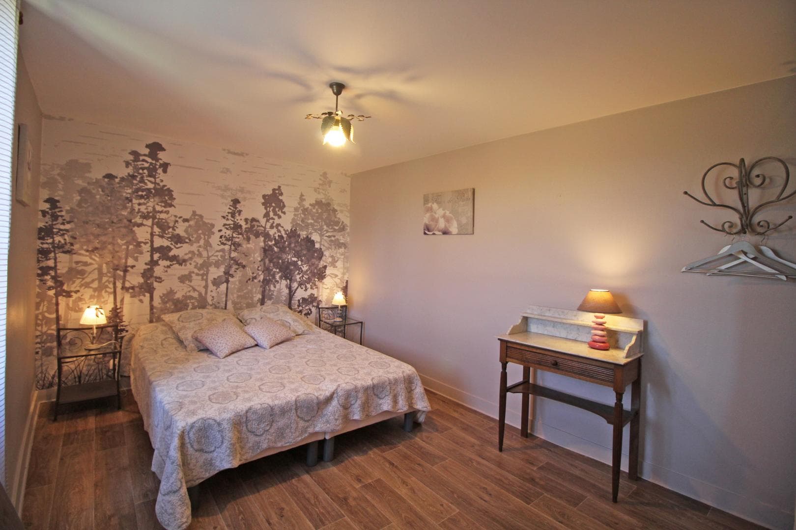 Gîte des Dâmes à Saint Léonard de Noblat en Haute-Vienne (Nouvelle Aquitaine) - chambre étage_22
