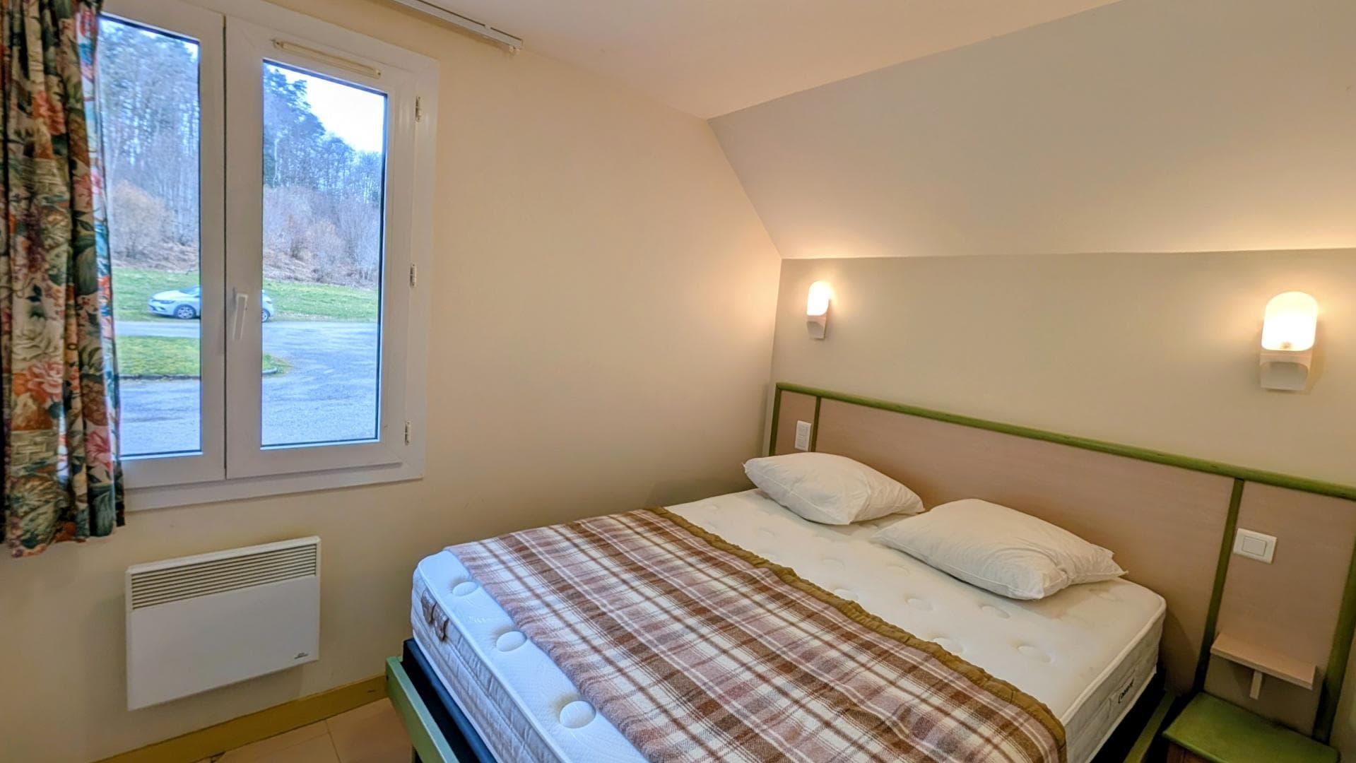 Beaumont Du Lac en Haute-Vienne (Limousin en Nouvelle Aquitaine)- chambre rez de chaussee_7