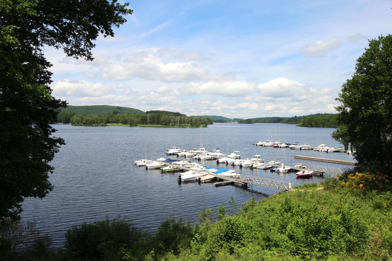 Le lac de Vassivière._10
