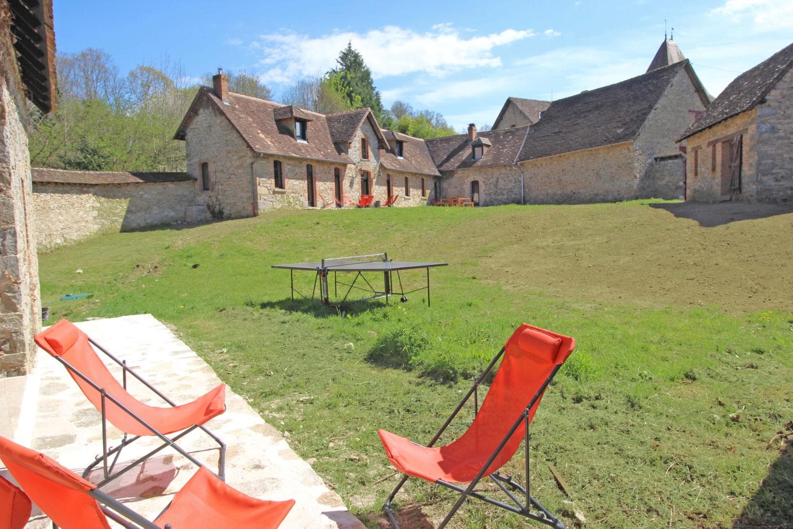 Gite la pommeraie au domaine de Montintin commune de Chateau Chervix en Haute-Vienne_28