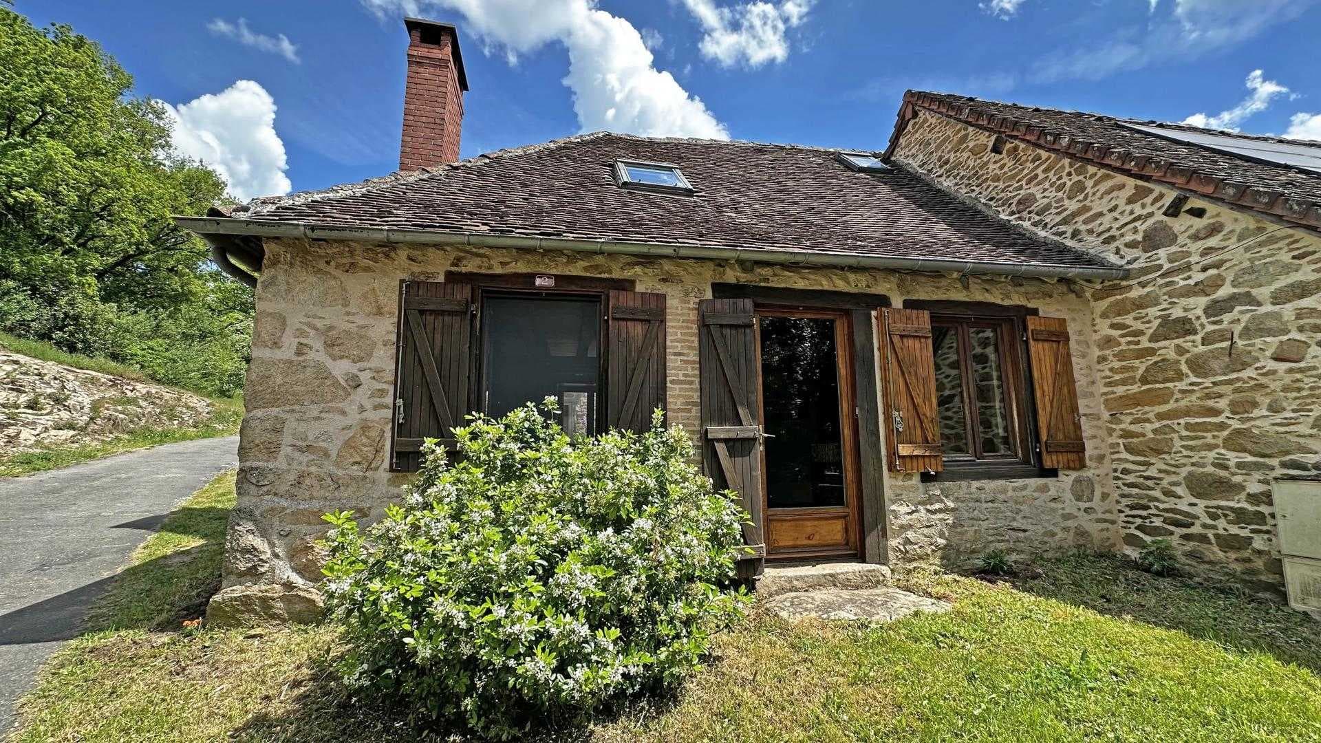 Gîte "La Petite Maison" à Château-Chervix en Haute-Vienne (Nouvelle Aquitaine)_4
