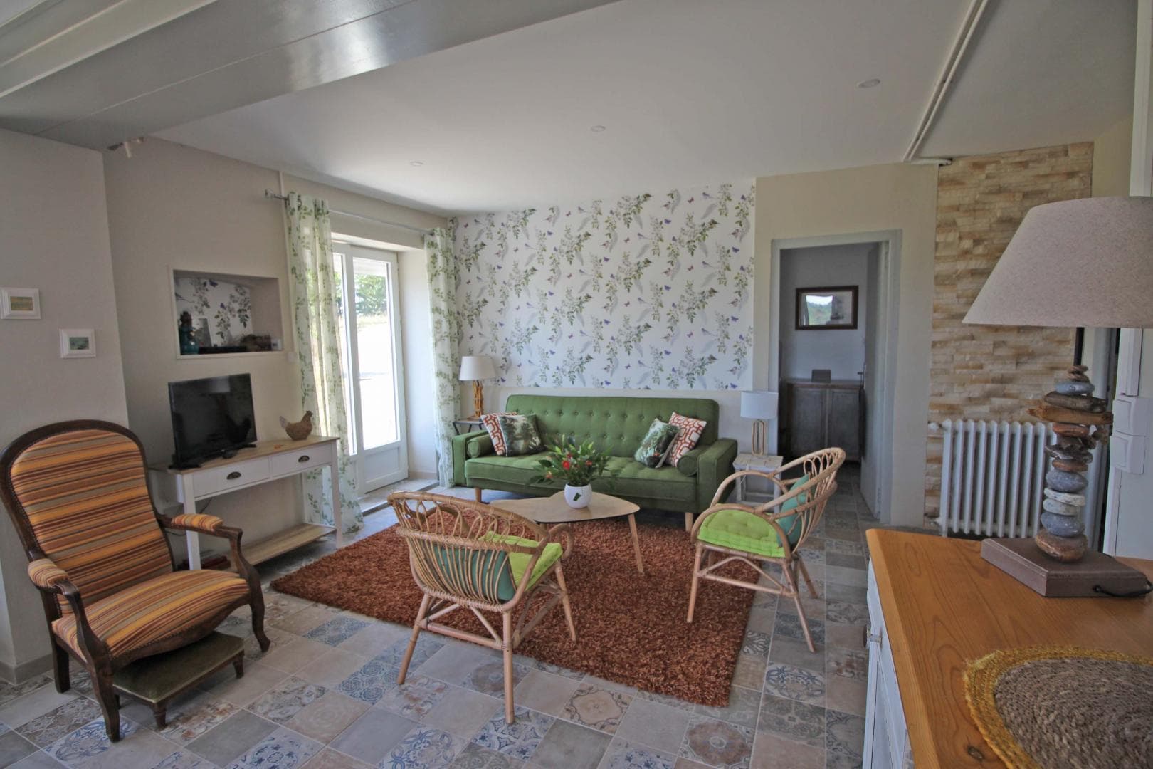Gite de Gaby et Jean à Coussac Bonneval en Haute-Vienne, Nouvelle Aquitaine - salon_10