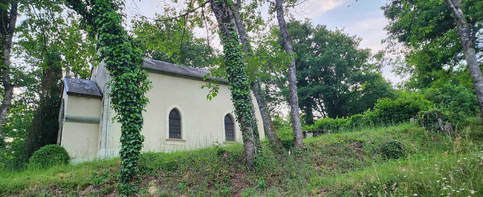 La chapelle Notre Dame du Rocher située proche du hameau_26